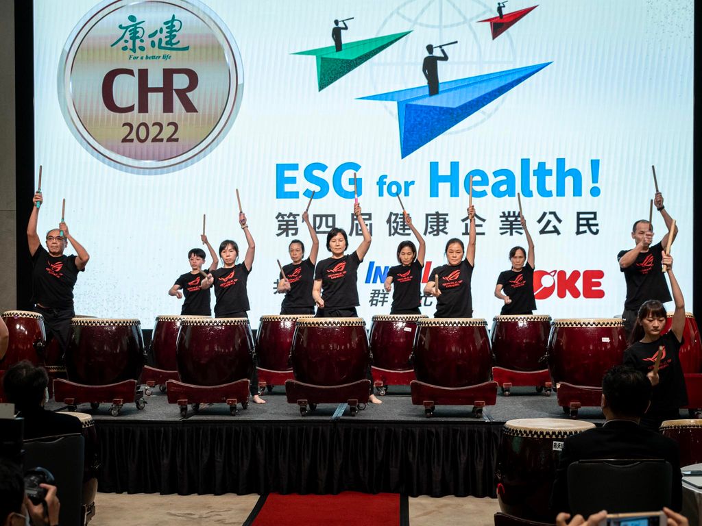 ASUS Drum Team and Dance Club as guest performers